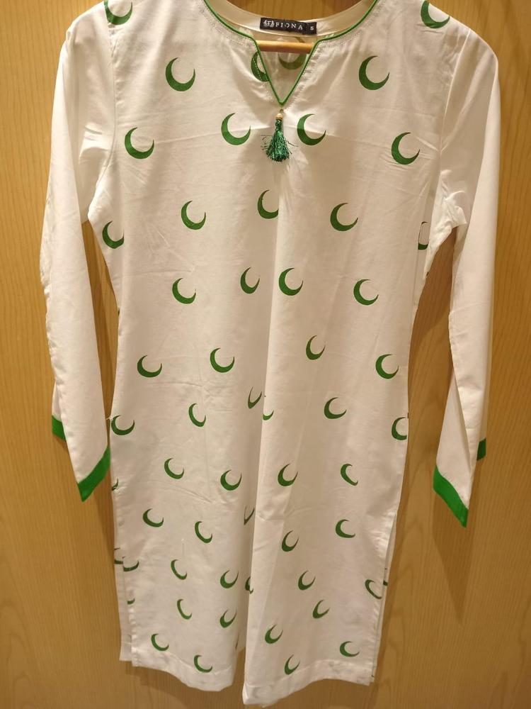 1-pcs Women's Stitched Lawn Printed Kurti
