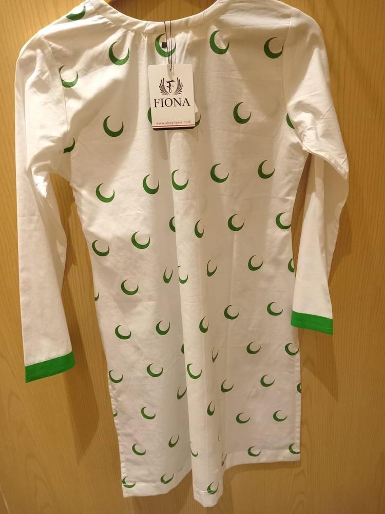 1-pcs Women's Stitched Lawn Printed Kurti