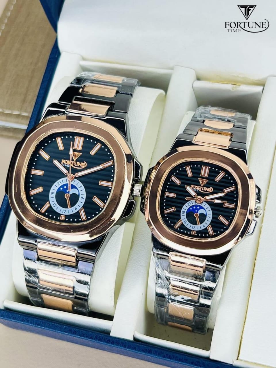 Stylish Couples Watch