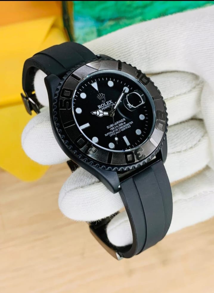 Stylish Couples Watch