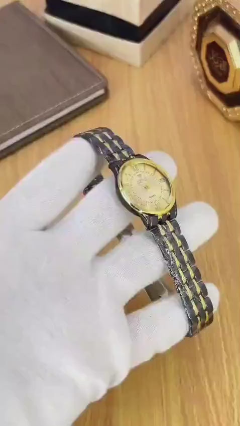 Women Stylish Quartz Watch